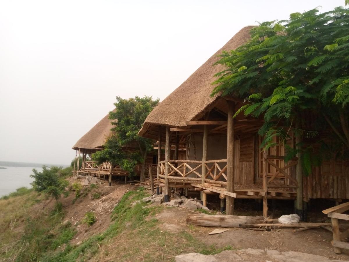 Tembo Safari Lodge Katunguru Esterno foto