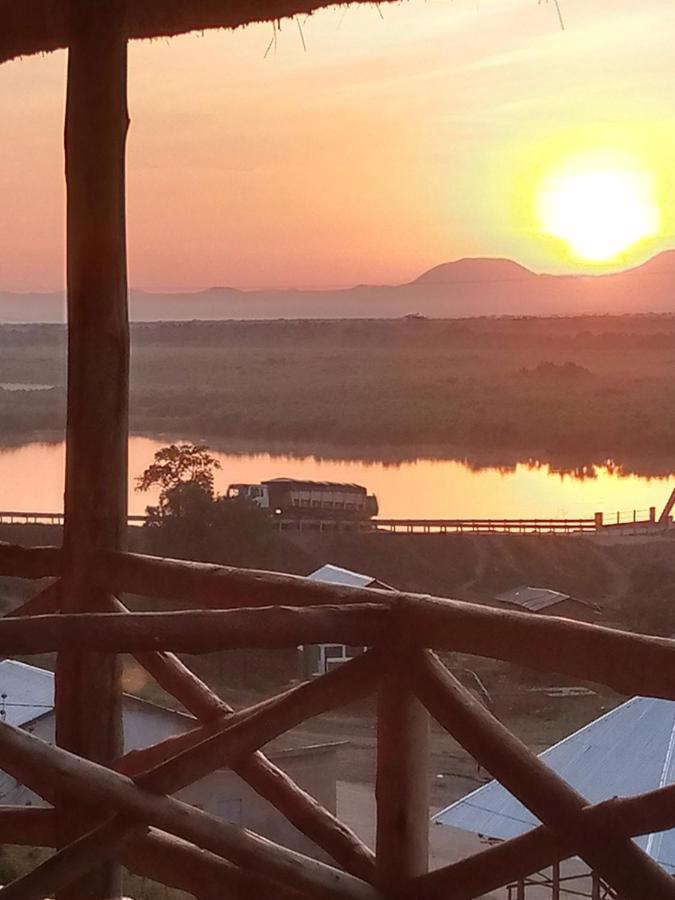 Tembo Safari Lodge Katunguru Esterno foto