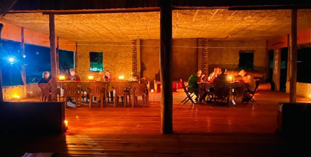 Tembo Safari Lodge Katunguru Esterno foto