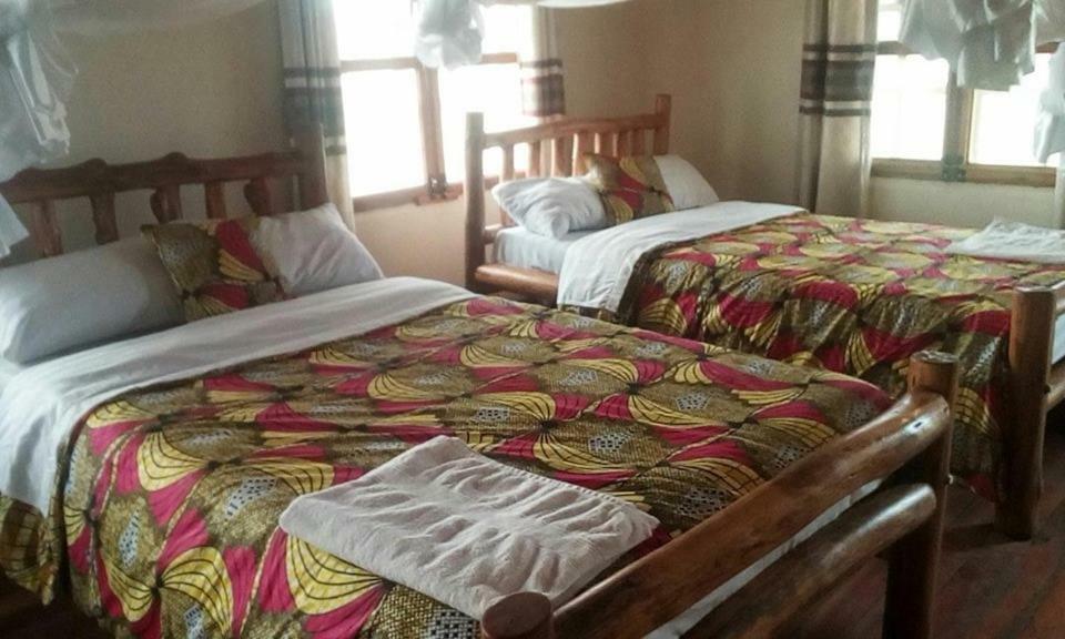 Tembo Safari Lodge Katunguru Esterno foto