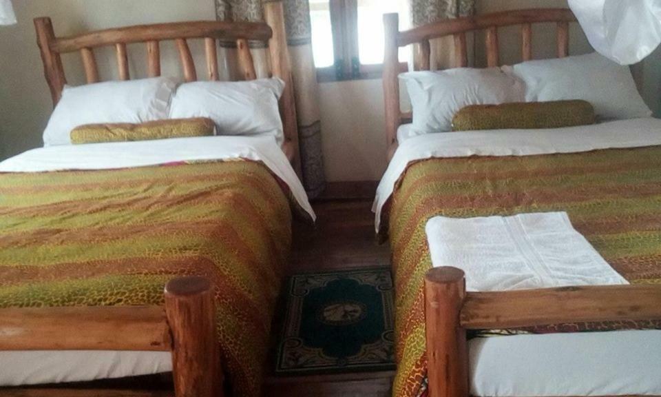 Tembo Safari Lodge Katunguru Esterno foto